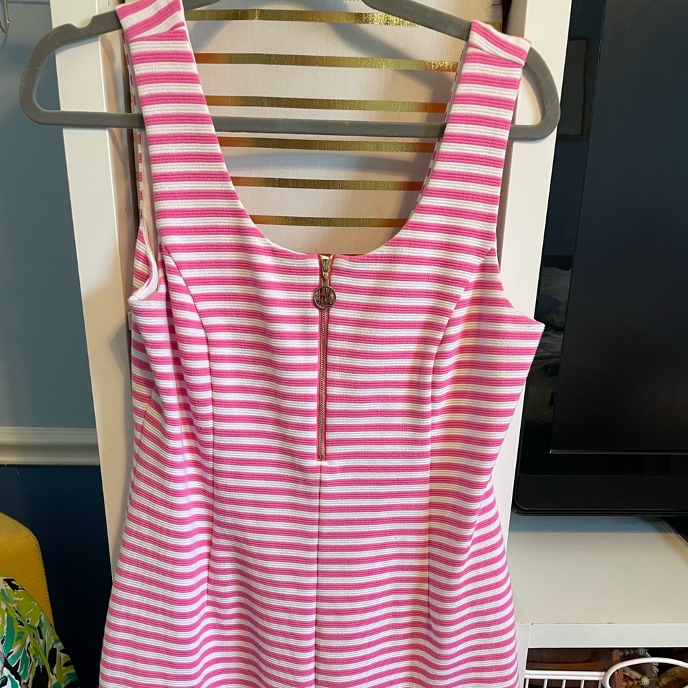 Lilly Pulitzer Large Front Zip Pink and White dress